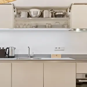 Elegant 1br Retreat In Peaceful Grund Luxemburg